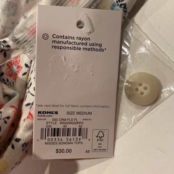 Medium Sonoma floral top - New with tags - Picture 4 of 5